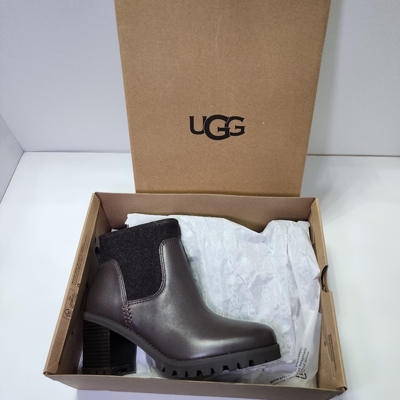 UGG Australia  Amathea Waterproof Leather Boots Black US 9 - Picture 6 of 15